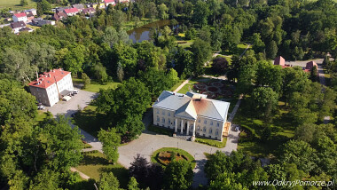 Pelplin - pałac biskupi i ogrody biskupie - barokowy zespół parkowy