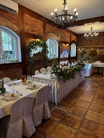 Figlówka - piękna sala weselna w stylu rustykalnym na Powiślu, z noclegami