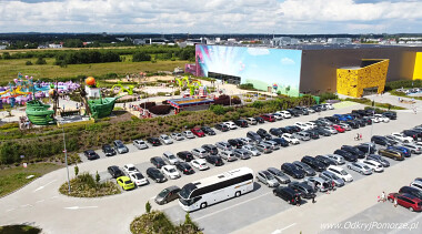 Majaland Gdańsk - park rozrywki połozony blisko dzielnicy Gdańsk Osowa posiada duzy parking