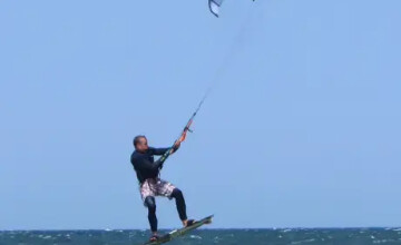 Ubezpieczenie turystyczne z rozszerzeniem na sporty wysokiego ryzyka – jak wybrać najlepszą ochronę?