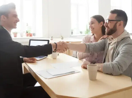 Kupujesz mieszkanie? Sprawdź księgę wieczystą i nie pomyl zadatku z zaliczką