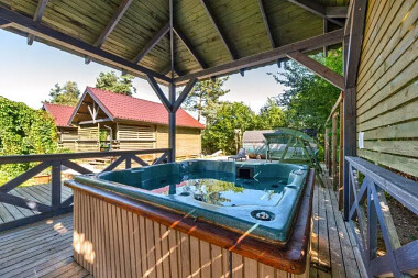 Mięta i Woda - domki i pokoje - wakacje z jacuzzi na Kaszubach