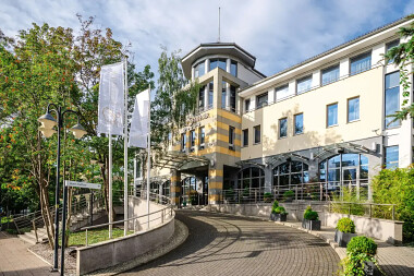 Wakacje nad morzem w Sopocie – beztroski wypoczynek w Hotelu Haffner 5* - z basenem i SPA
