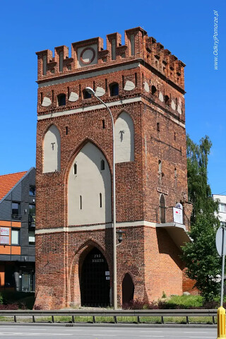 Malbork - Brama Mariacka - zabytek ze średniowiecza