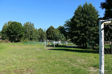 Klaniny - niedużo boisko piłkarskie