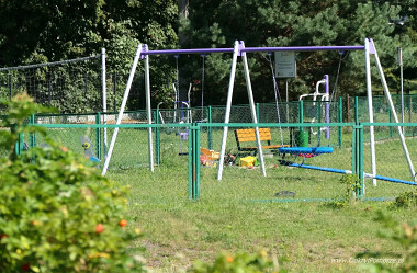 Klanin - atrakcje dla dzieci - plac zabaw