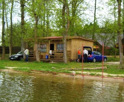 Domek nad jeziorem dla 4 osób w Borsku na Kaszubach