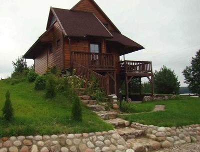 Luksusowy dom z kominkiem nad jeziorem Kaszuby