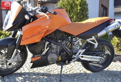 KTM Superduke Wypożyczalnia Motocykli